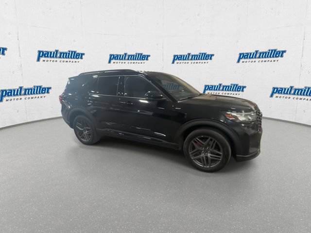 Certified 2025 Ford Explorer ST-Line w/ ST-Line Street Pack AWD/4WD image 11