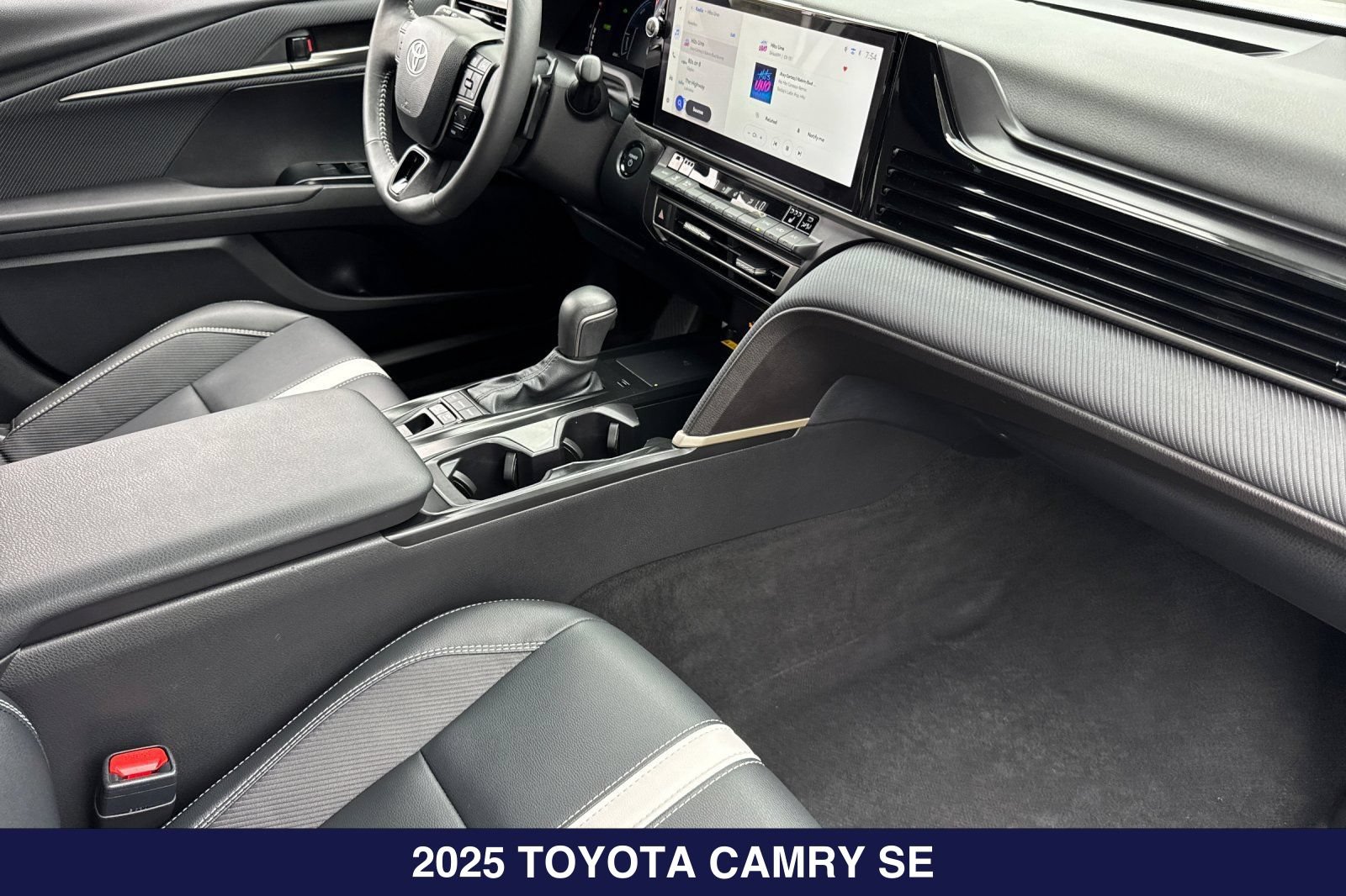 Used 2025 Toyota Camry SE w/ Multimedia Upgrade Package FWD image 17