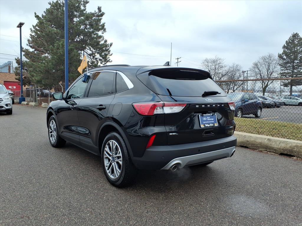 Certified 2022 Ford Escape SEL image 4