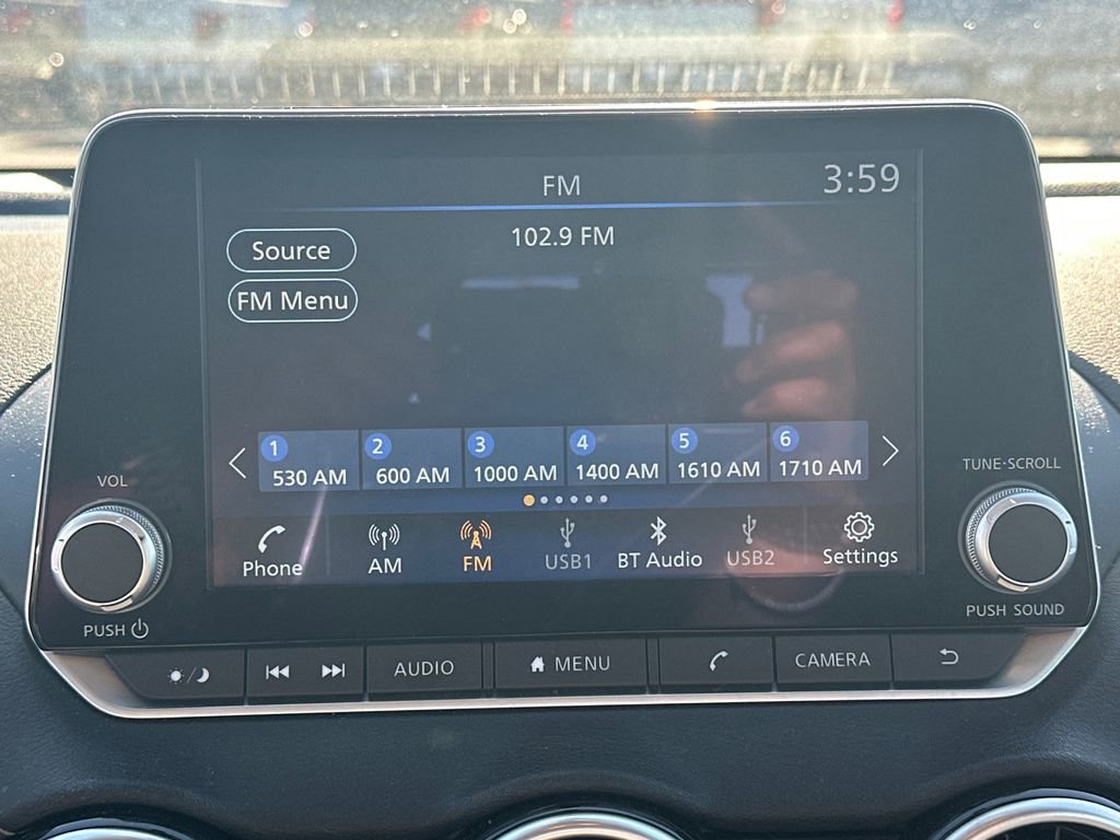 Used 2024 Nissan Sentra SV image 28