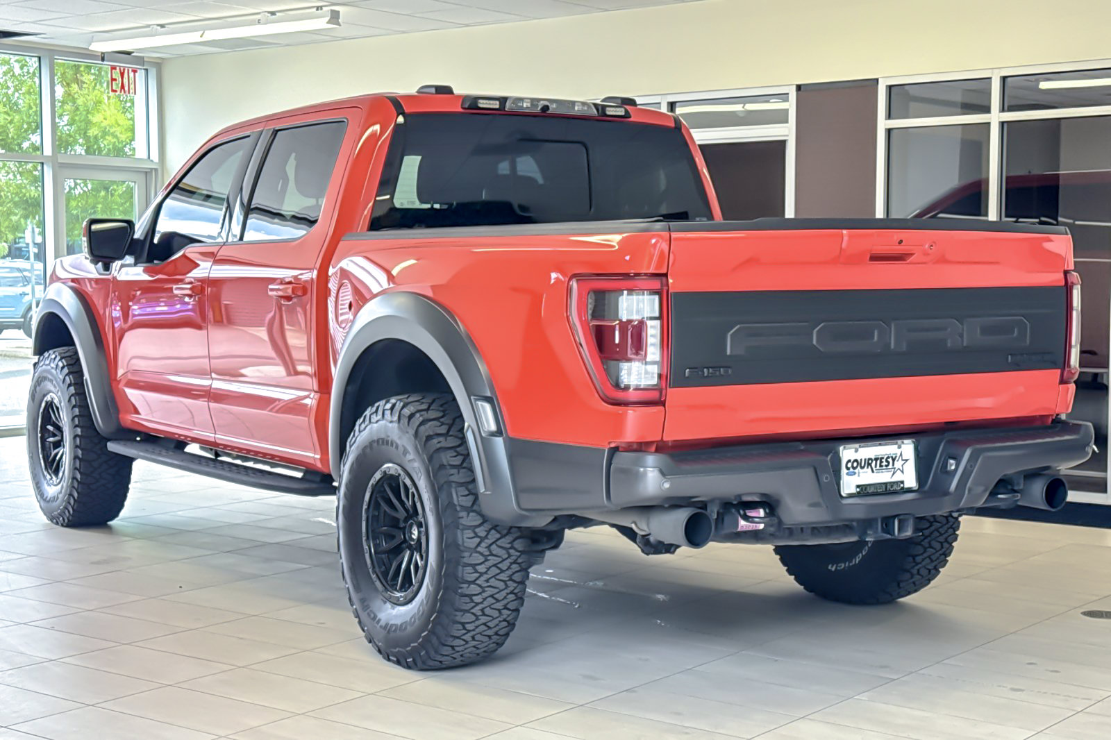 Certified 2022 Ford F150 Raptor w/ Equipment Group 801A High AWD/4WD image 6