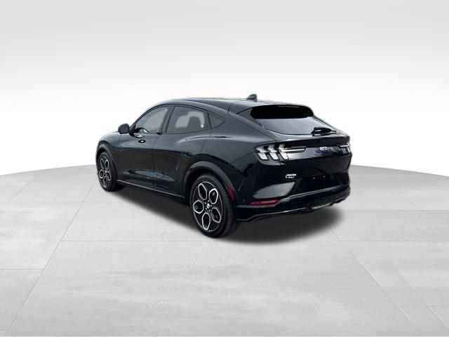 Certified 2023 Ford Mustang Mach-E GT image 3