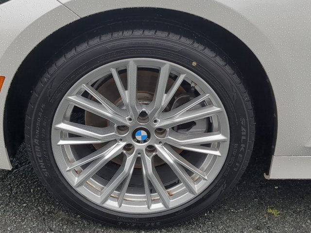 Used 2024 BMW 330i Sedan RWD image 11
