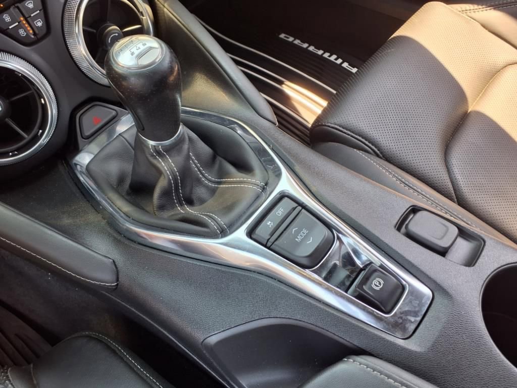 Used 2021 Chevrolet Camaro LT image 14