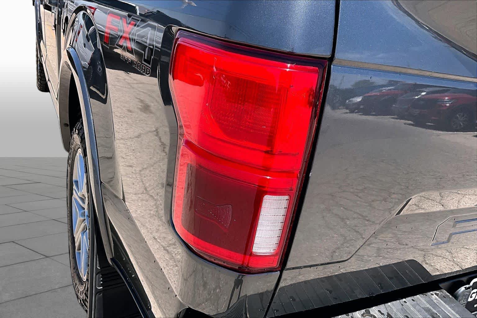 Certified 2018 Ford F150 XLT w/ Equipment Group 302A Luxury AWD/4WD image 29