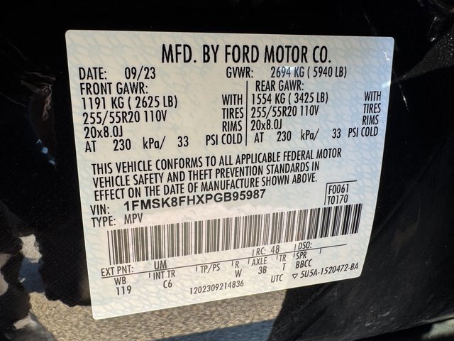 Certified 2023 Ford Explorer Limited w/ Equipment Group 301A image 33