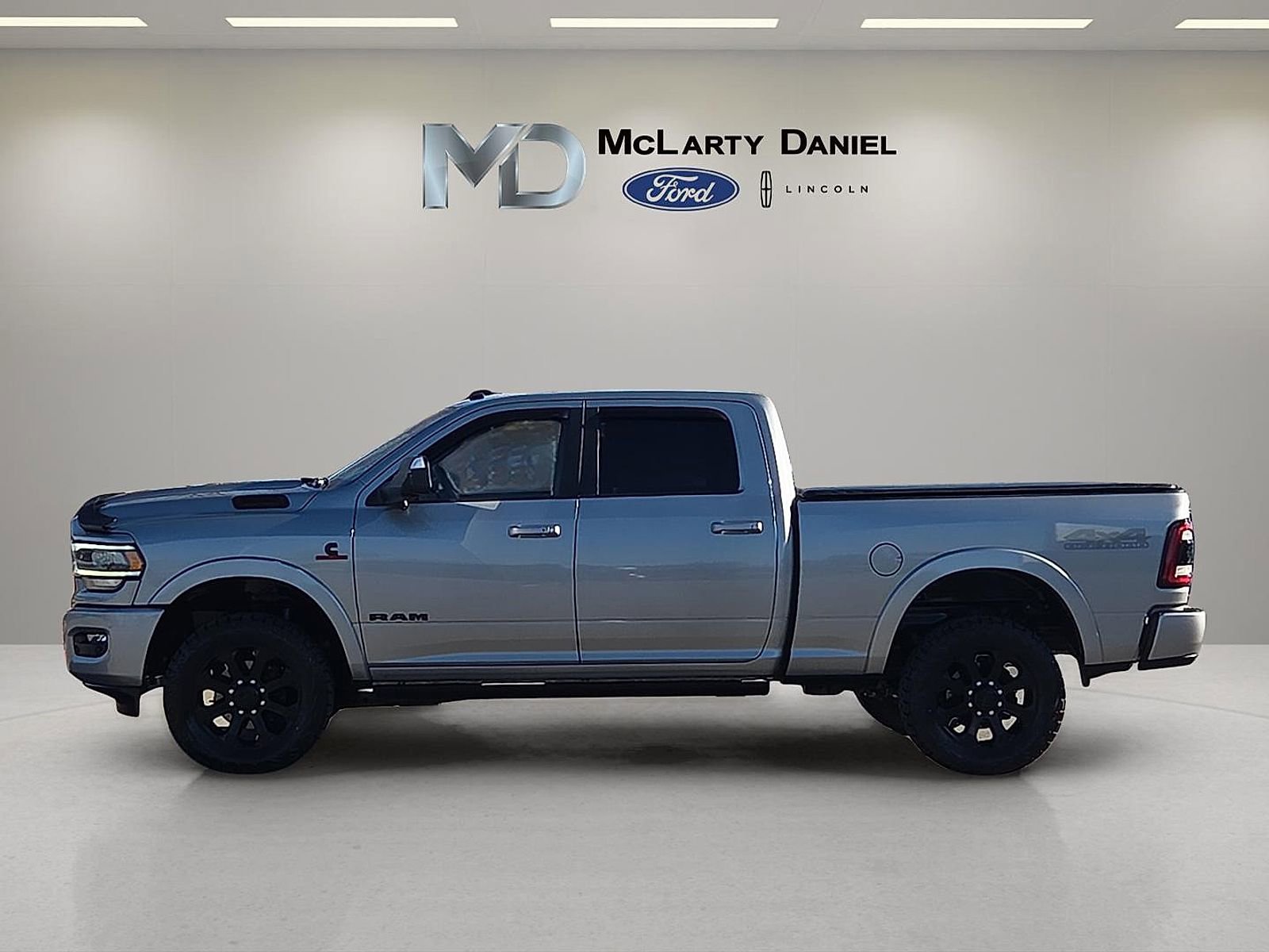 Used 2021 RAM 2500 Laramie image 3