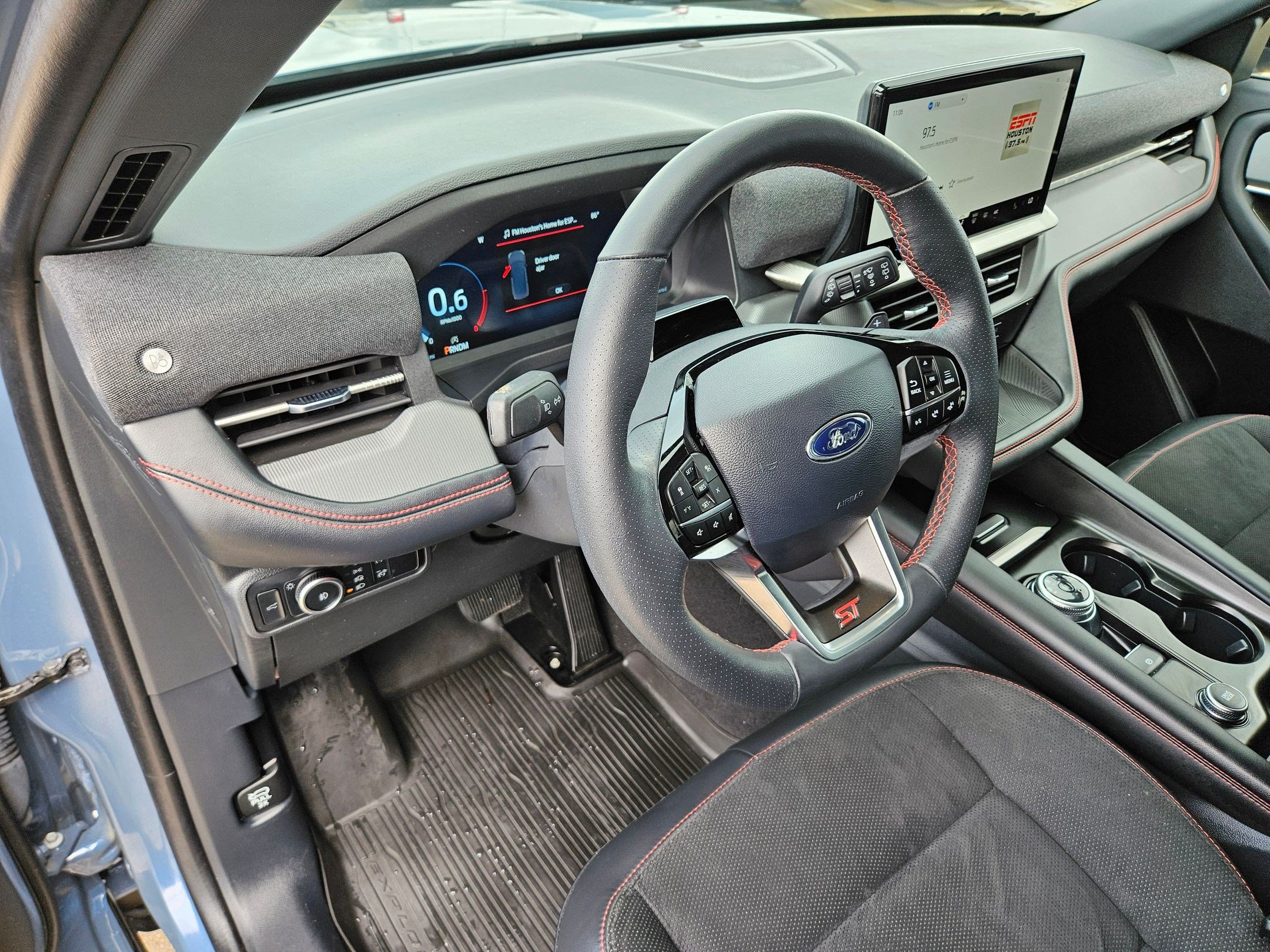 Certified 2025 Ford Explorer ST RWD image 16