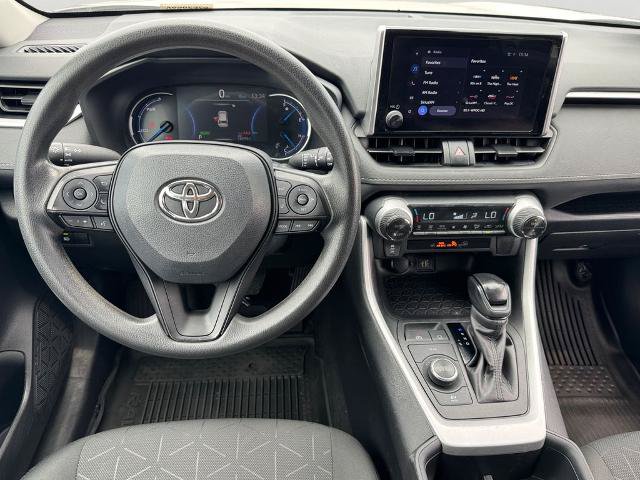 Used 2024 Toyota RAV4 XLE AWD/4WD image 11