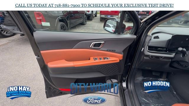 Used 2026 Kia Carnival SX FWD image 6