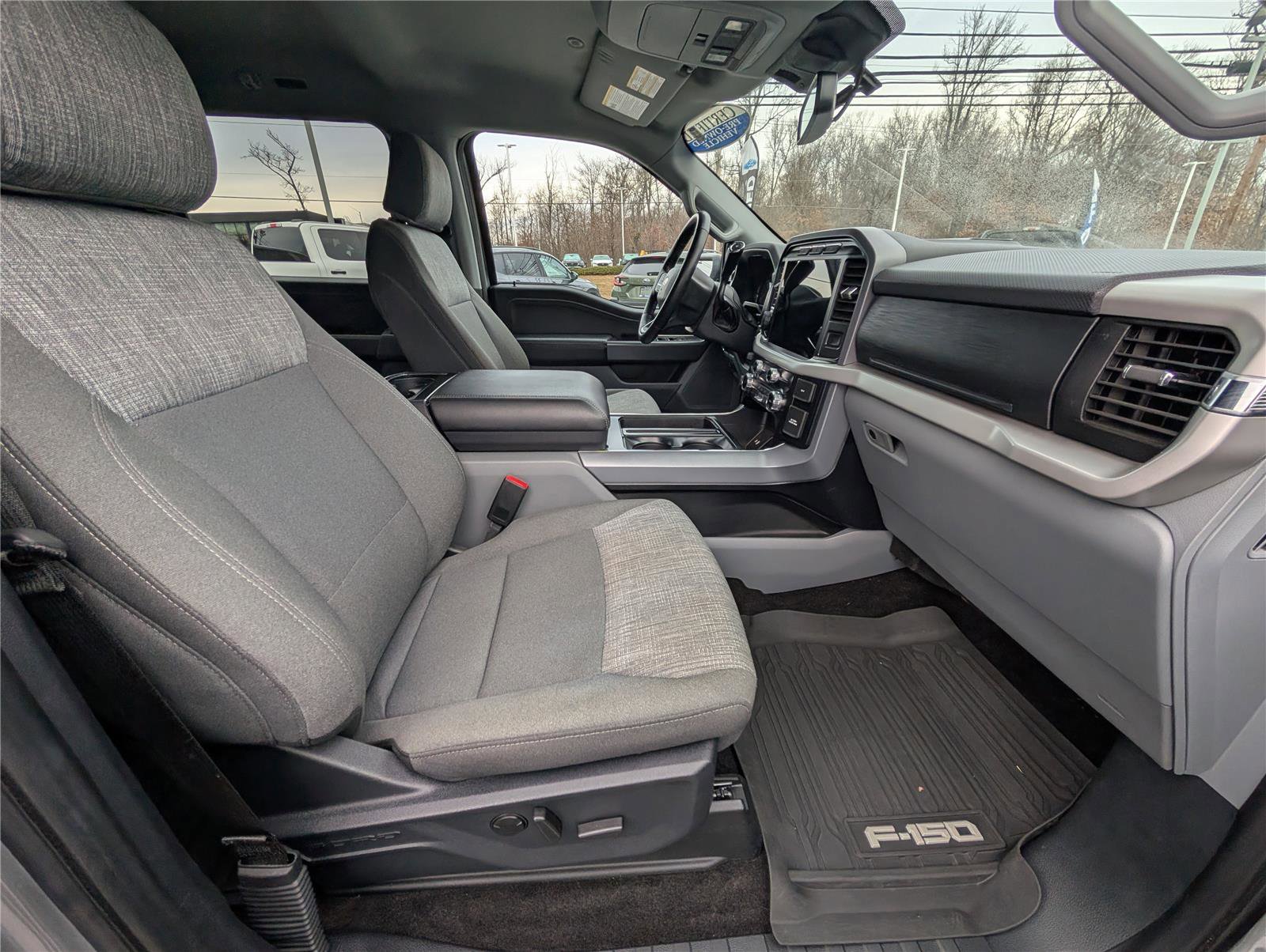 Certified 2022 Ford F150 XLT w/ Equipment Group 302A High image 10