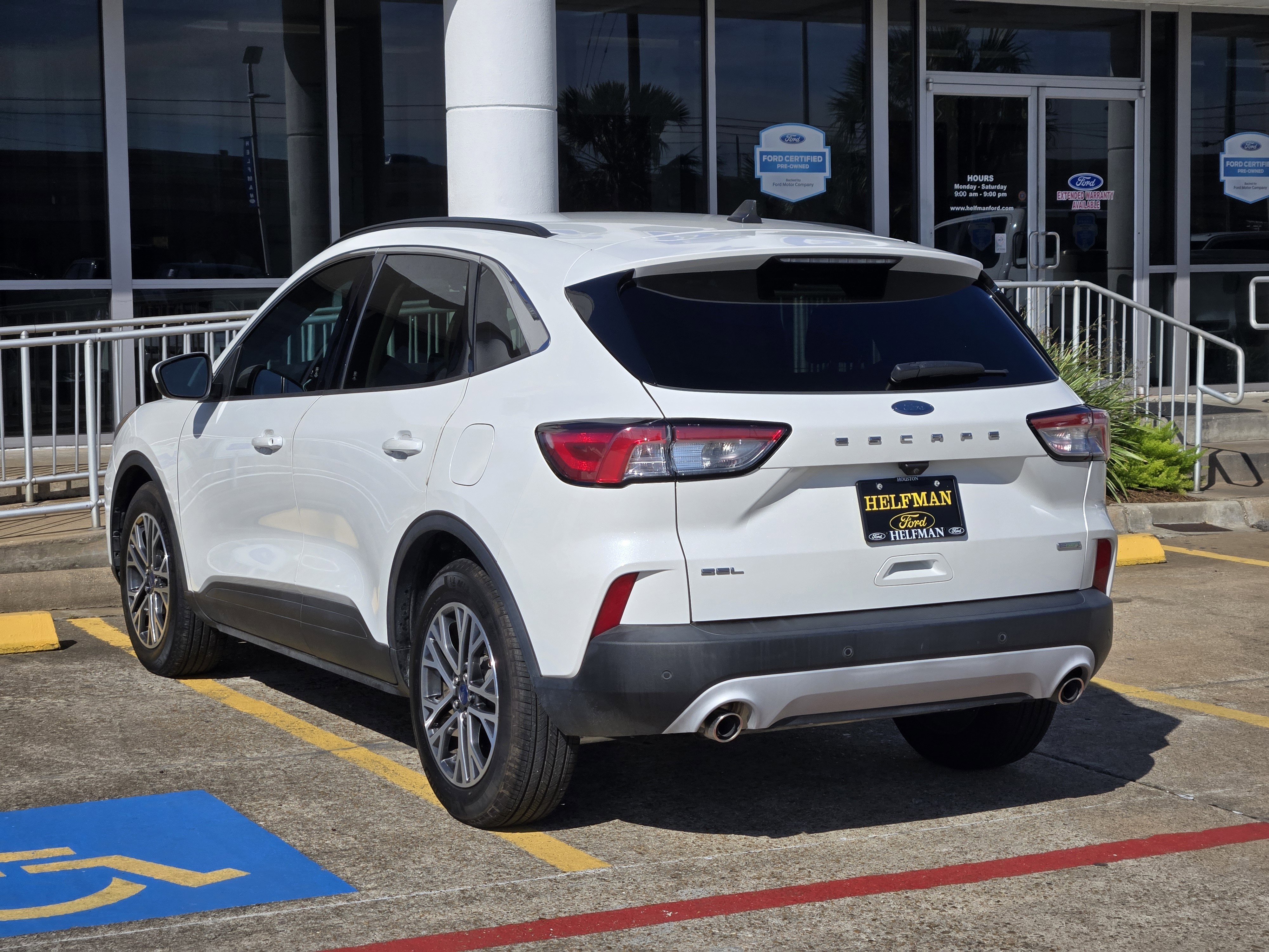 Certified 2020 Ford Escape SEL image 3