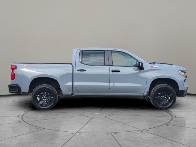 Used 2024 Chevrolet Silverado 1500 LT Trail Boss w/ Convenience Package II AWD/4WD image 12