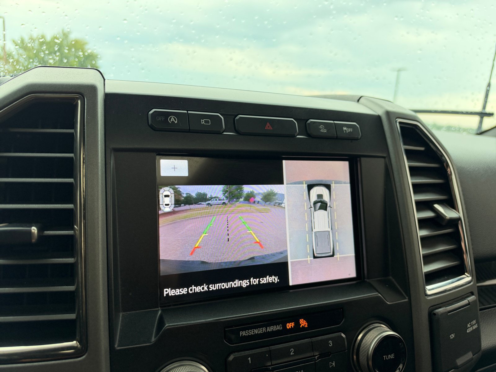 Certified 2019 Ford F150 Raptor w/ Equipment Group 802A Luxury AWD/4WD image 31