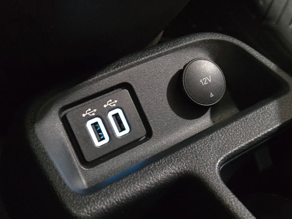 Certified 2022 Ford Transit Connect XL image 31