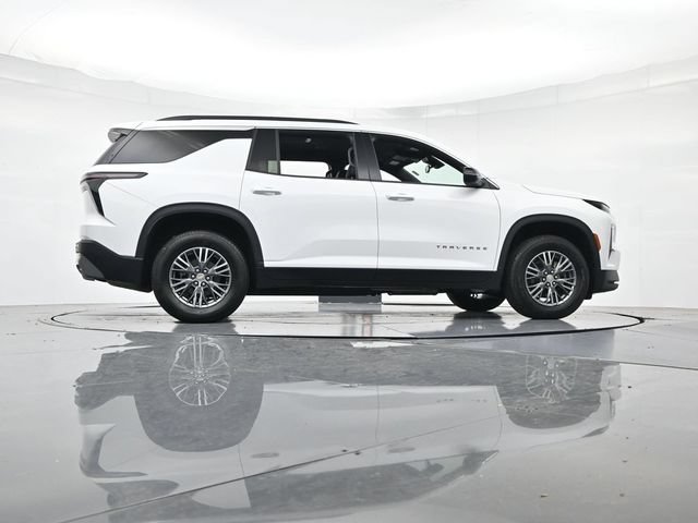 Used 2025 Chevrolet Traverse LT FWD image 38