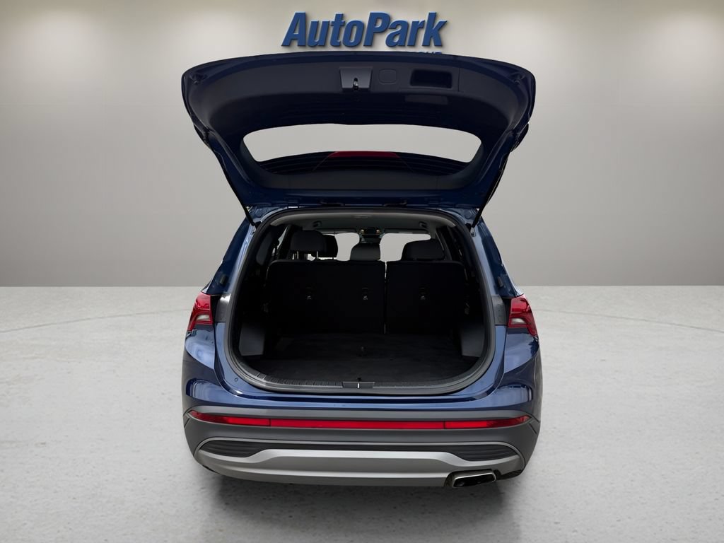 Used 2021 Hyundai Santa Fe SE AWD/4WD image 10