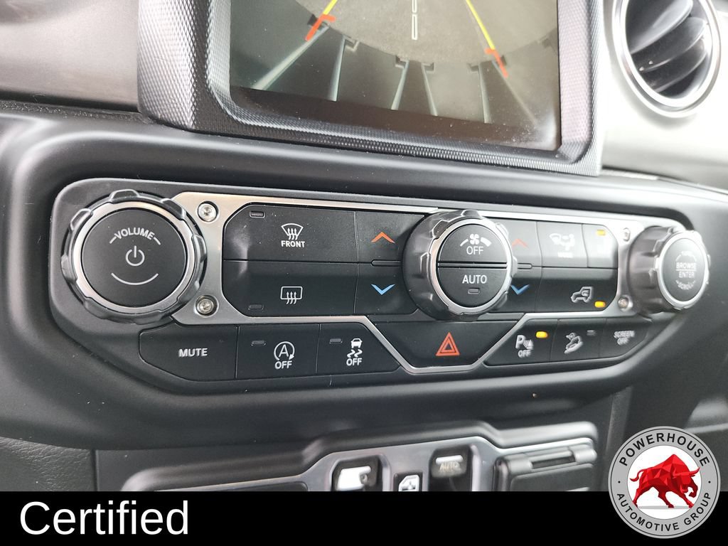 Used 2019 Jeep Wrangler Unlimited Sahara AWD/4WD image 23