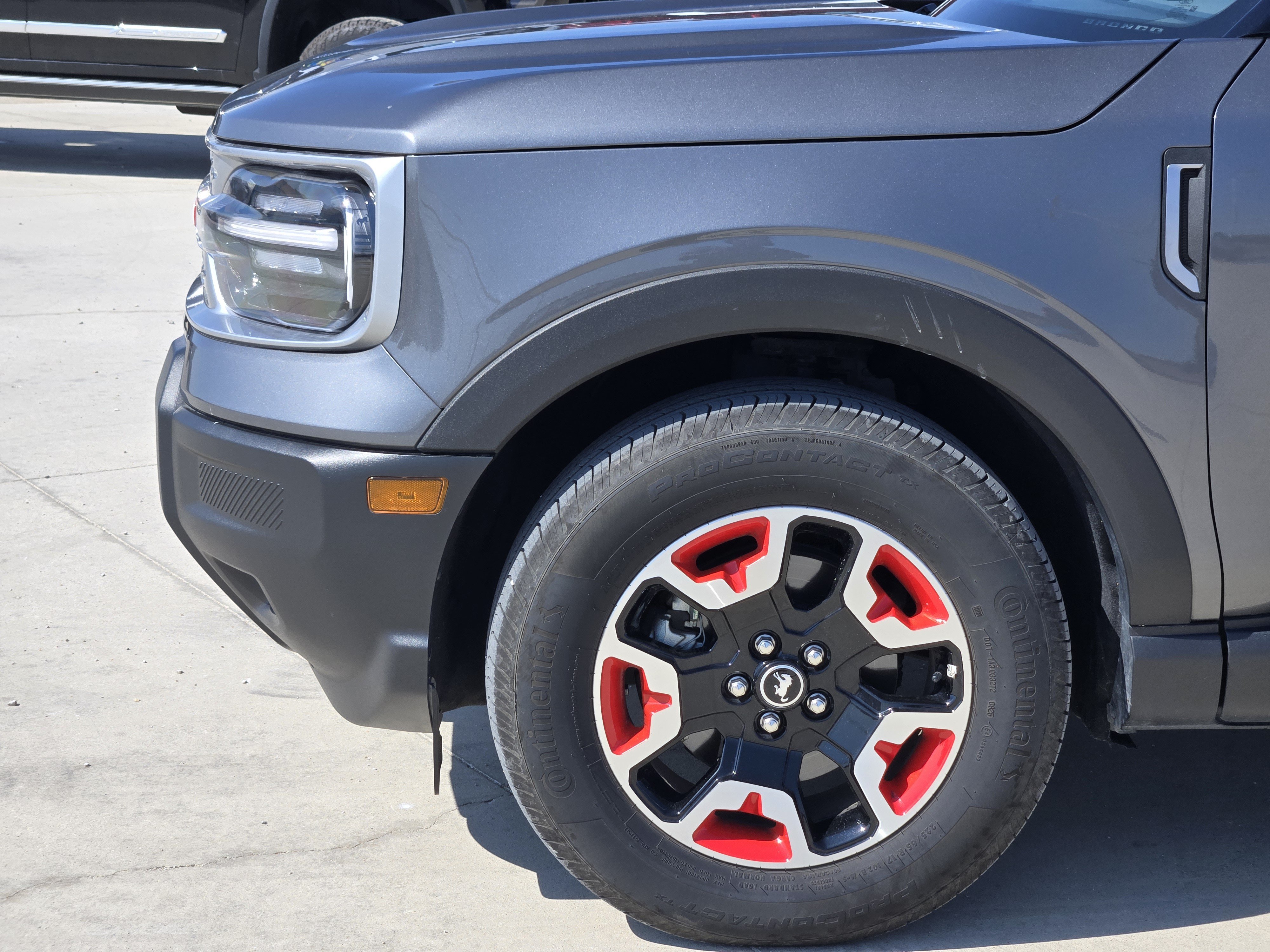 Certified 2025 Ford Bronco Sport Free Wheeling w/ Convenience Package AWD/4WD image 8