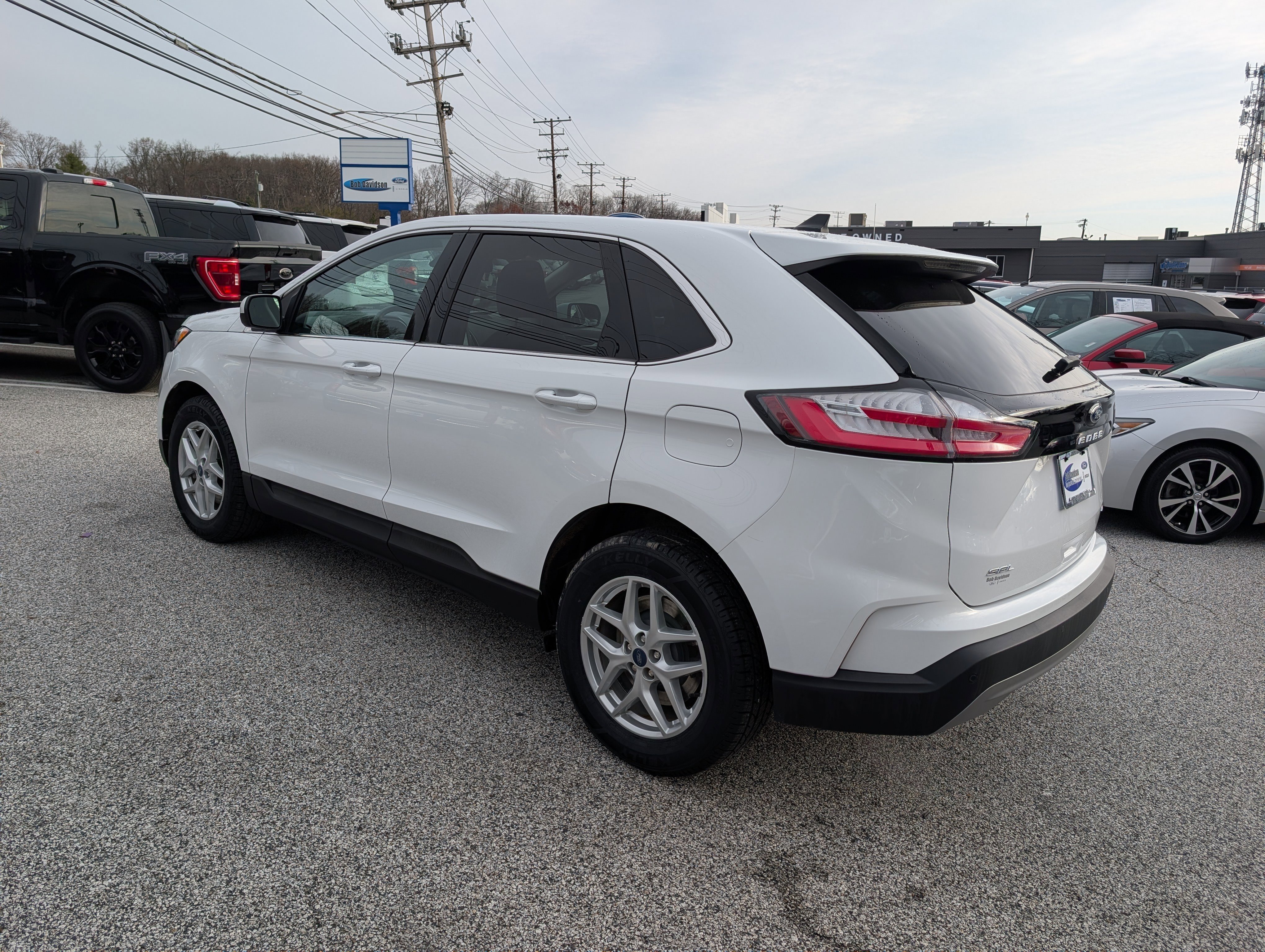 Certified 2022 Ford Edge SEL image 5