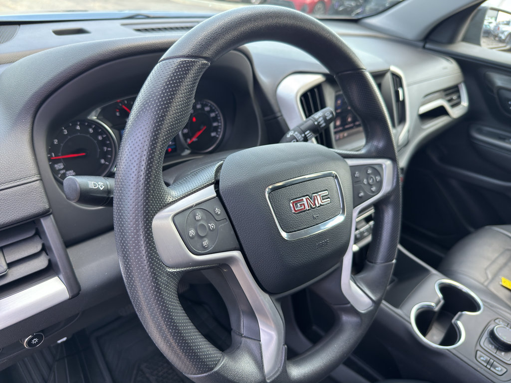 Used 2024 GMC Terrain SLE w/ Driver Convenience Package FWD image 12