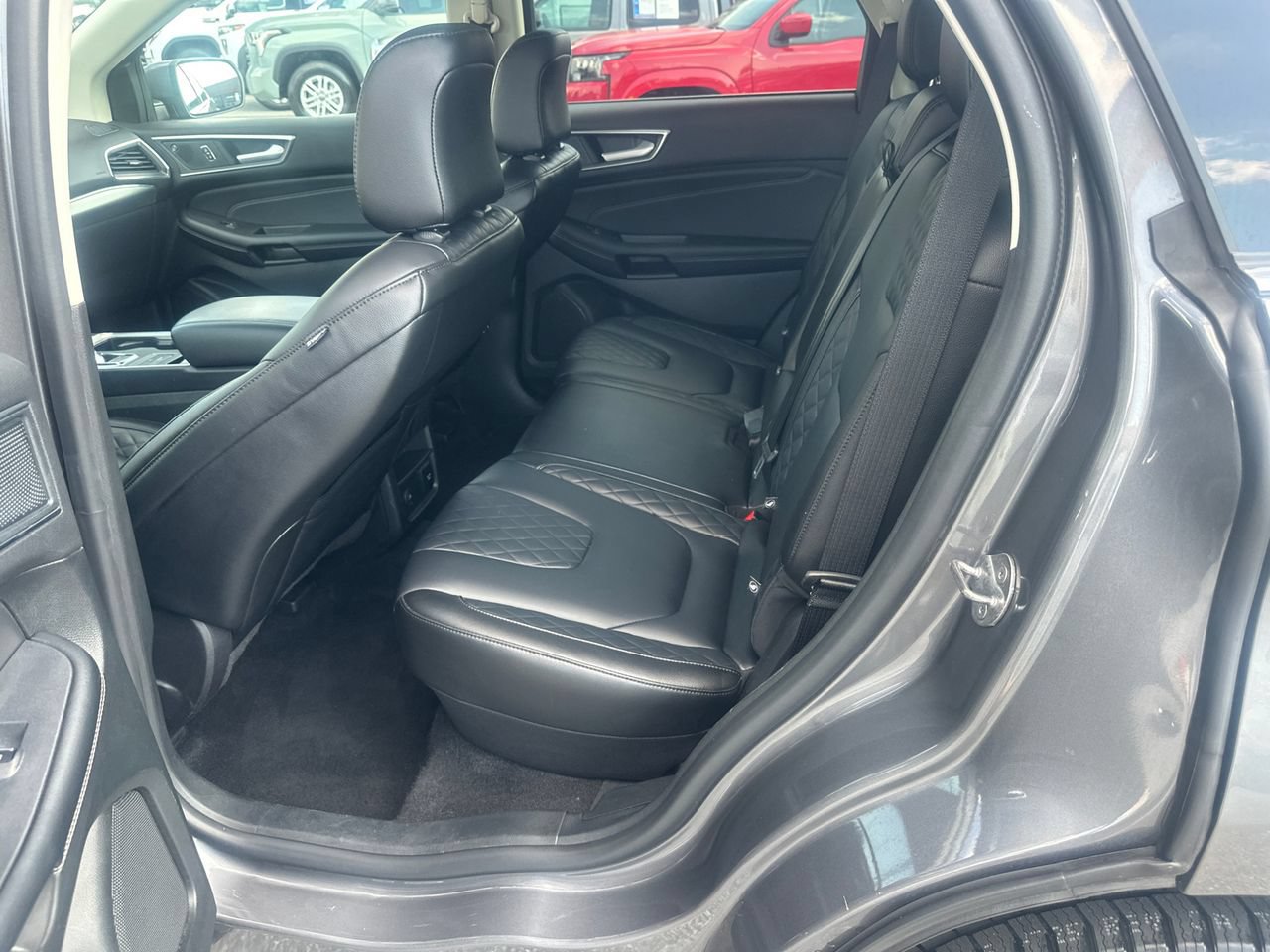 Certified 2024 Ford Edge Titanium AWD/4WD image 23