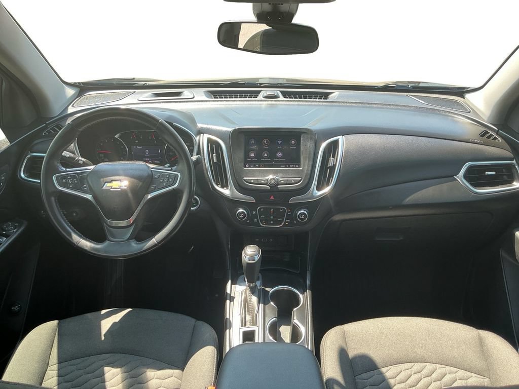 Used 2020 Chevrolet Equinox LT w/ Driver Convenience Package AWD/4WD image 17
