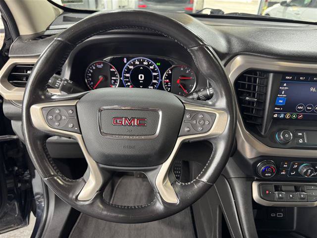 Used 2021 GMC Acadia Denali w/ Denali Technology Package AWD/4WD image 12