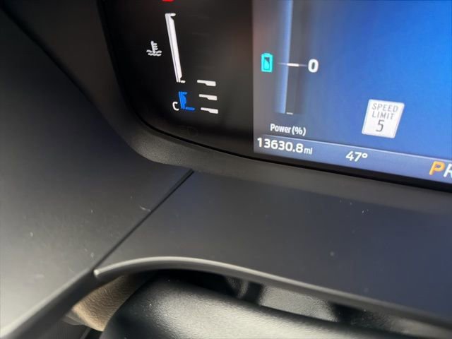 Certified 2023 Ford Escape SE w/ Class II Trailer Tow Package image 46