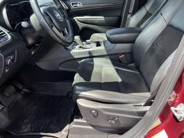 Used 2020 Jeep Grand Cherokee Altitude AWD/4WD image 19