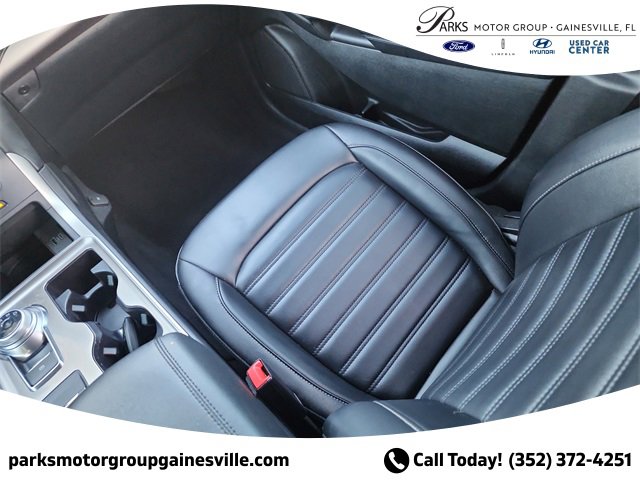 Certified 2023 Ford Edge SEL image 13