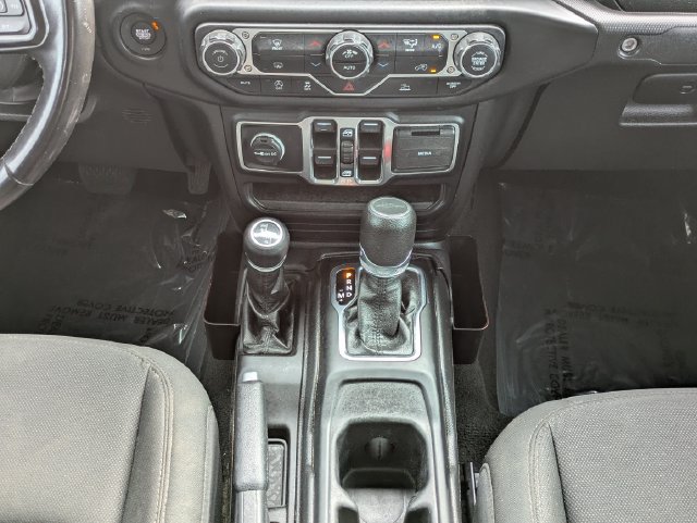 Used 2022 Jeep Gladiator Sport AWD/4WD image 19