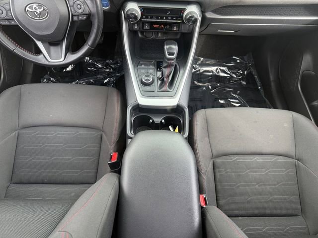Used 2021 Toyota RAV4 SE w/ Weather & Moonroof Package AWD/4WD image 6