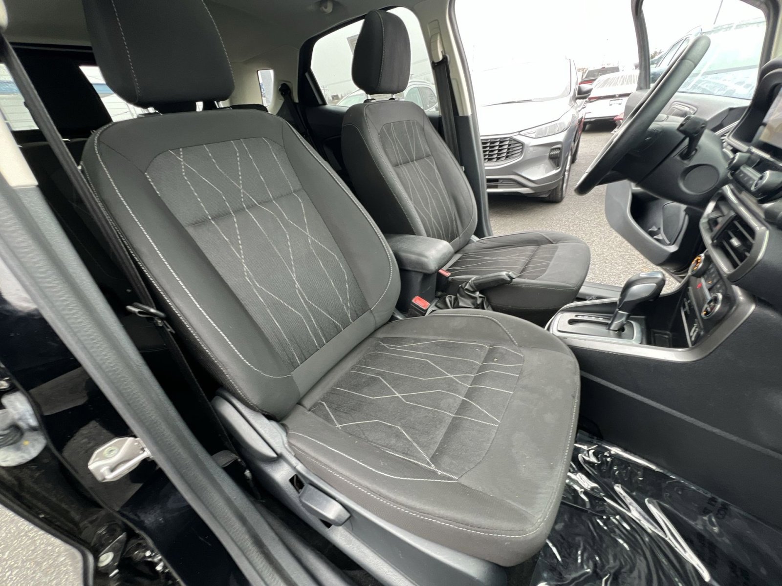 Certified 2020 Ford EcoSport SE w/ SE Convenience Package image 27