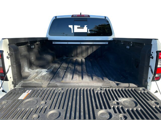 Used 2025 Nissan Frontier SV w/ SV Convenience Package AWD/4WD image 19