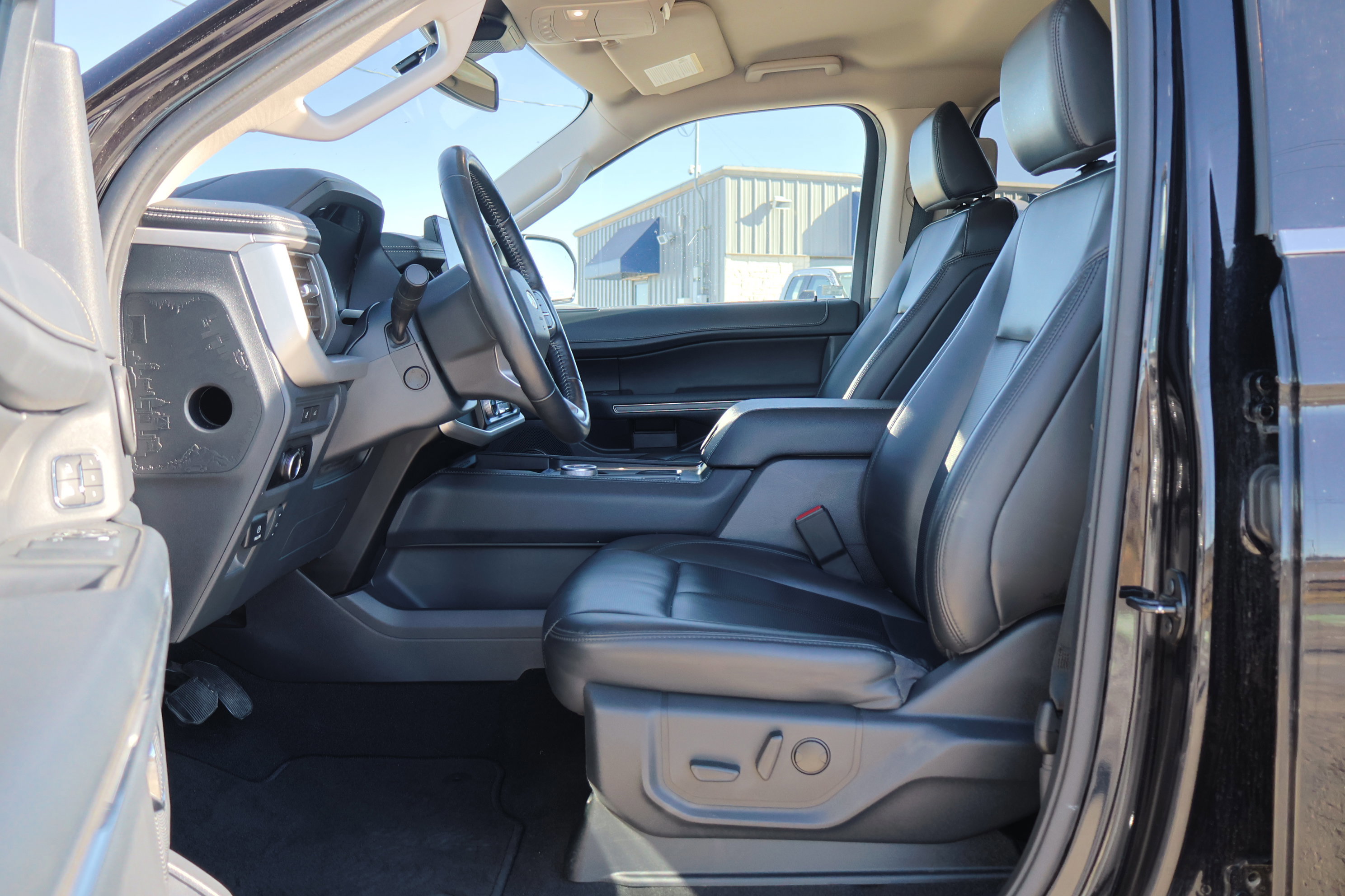 Certified 2024 Ford Expedition Max XLT image 14