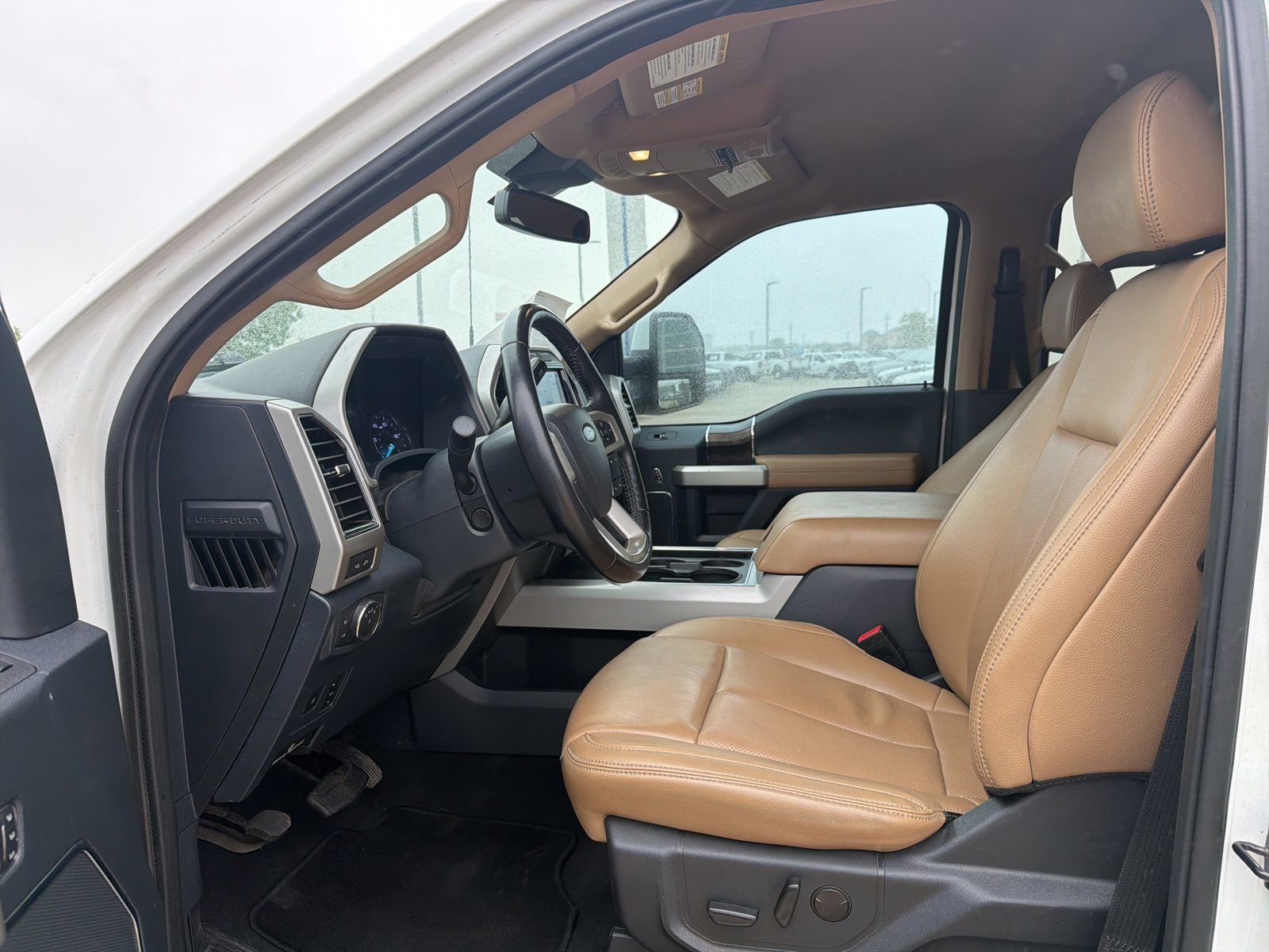 Certified 2022 Ford F350 Lariat w/ Lariat Ultimate Package AWD/4WD image 15