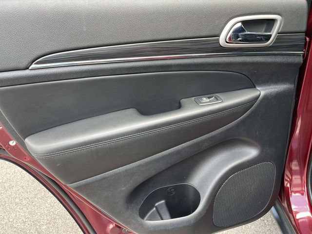 Used 2022 Jeep Grand Cherokee Limited AWD/4WD image 6
