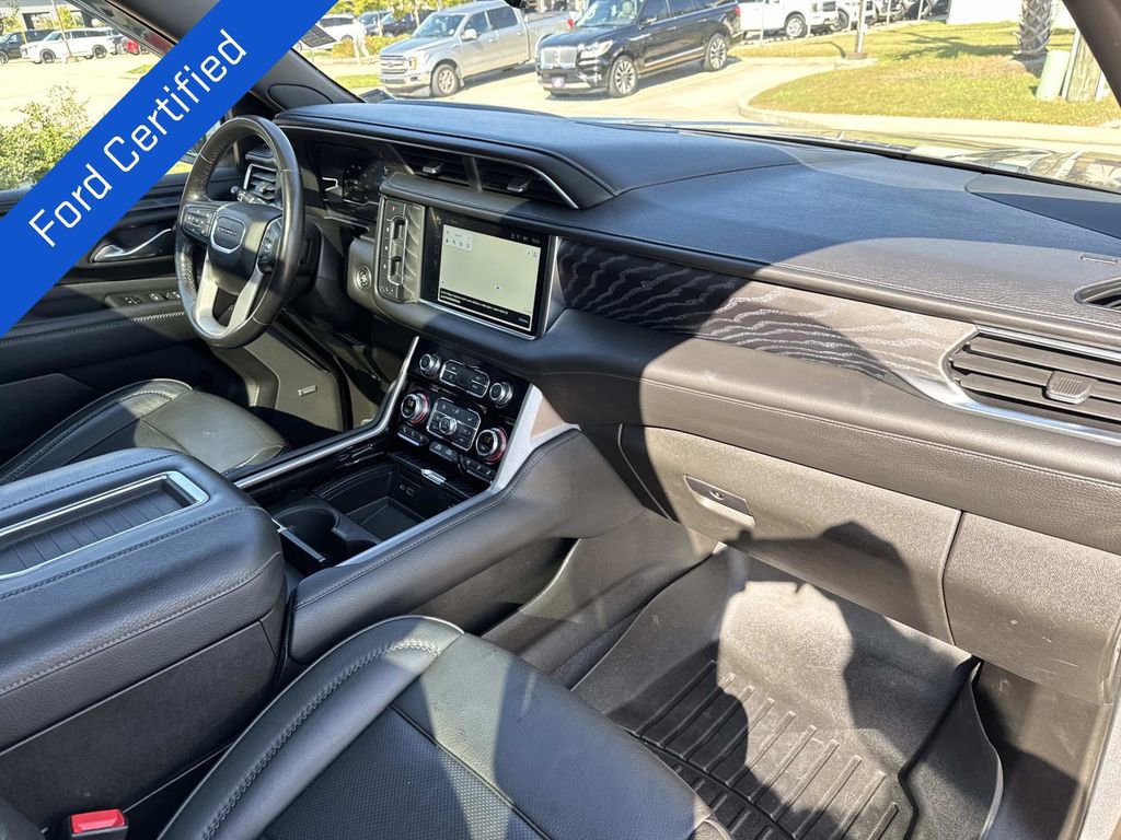 Used 2022 GMC Yukon XL Denali image 14