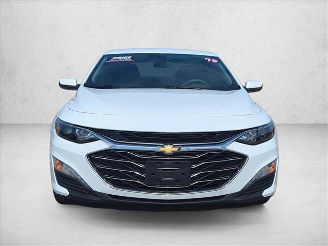 Used 2019 Chevrolet Malibu LT w/ Driver Confidence Package II FWD image 3