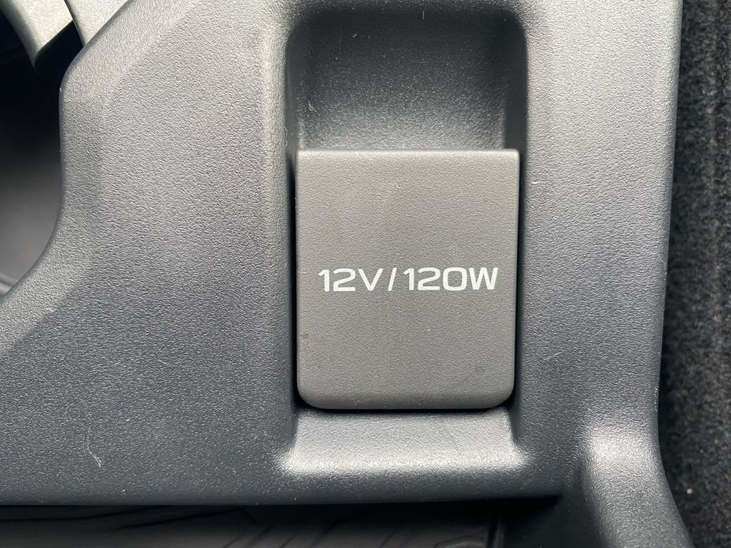 Used 2025 Subaru Forester Touring AWD/4WD image 42