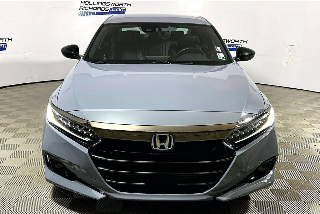 Used 2022 Honda Accord Sport image 2