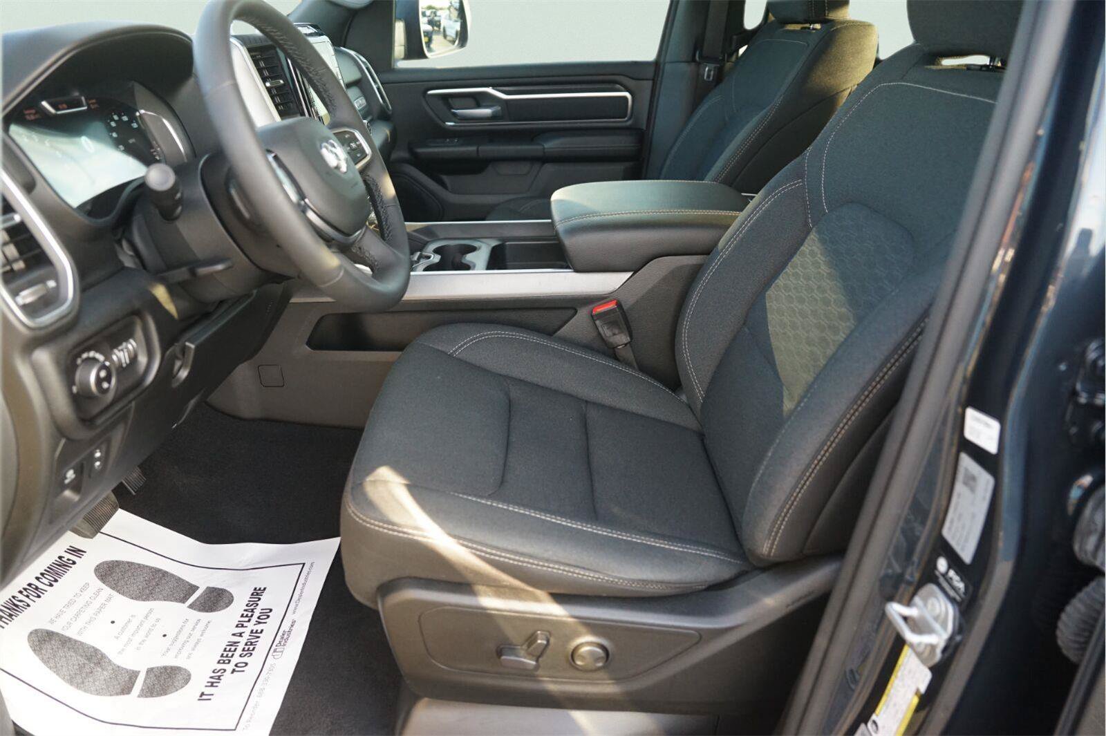 Used 2026 RAM 1500 Lone Star AWD/4WD image 9