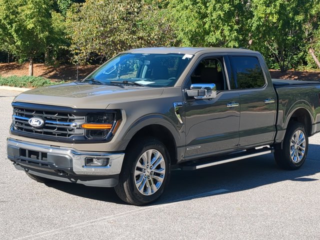 Certified 2025 Ford F150 XLT w/ Equipment Group 302A MID AWD/4WD image 8