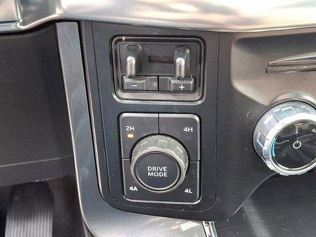 Certified 2023 Ford F150 Lariat w/ Equipment Group 502A High image 24