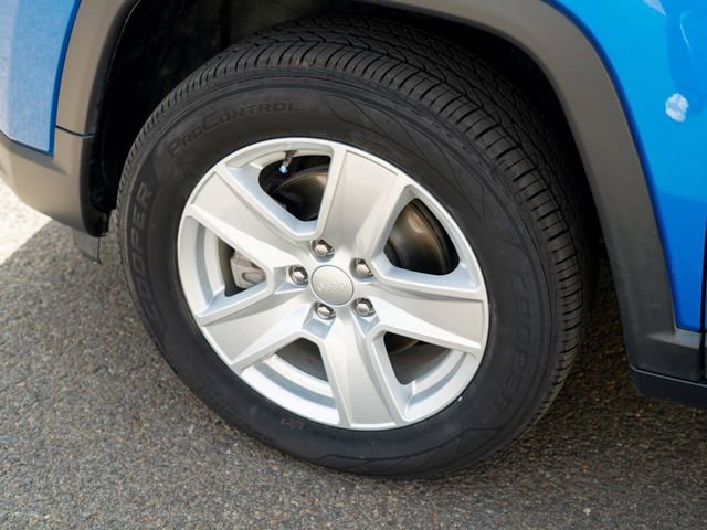 Used 2022 Jeep Compass Latitude image 15