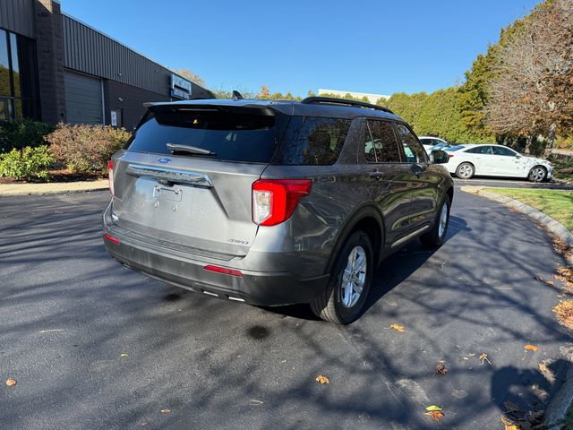Certified 2022 Ford Explorer XLT image 7