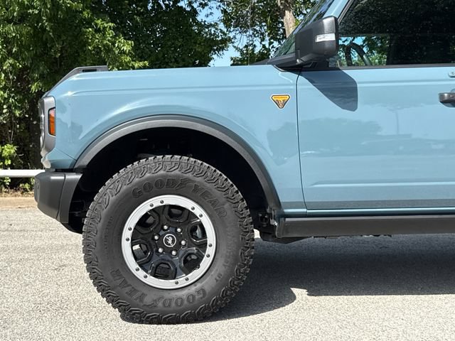 Certified 2023 Ford Bronco Badlands w/ Sasquatch Package AWD/4WD image 4
