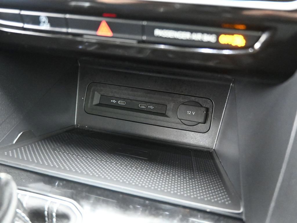 Used 2023 Volkswagen Atlas Cross Sport SE w/ Panoramic Sunroof Package image 45