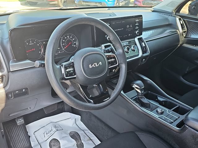 Used 2022 Kia Sorento LX FWD image 18
